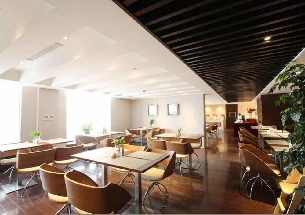Ji Hotel Shanghai Jingan Temple Kangding Road Exterior photo